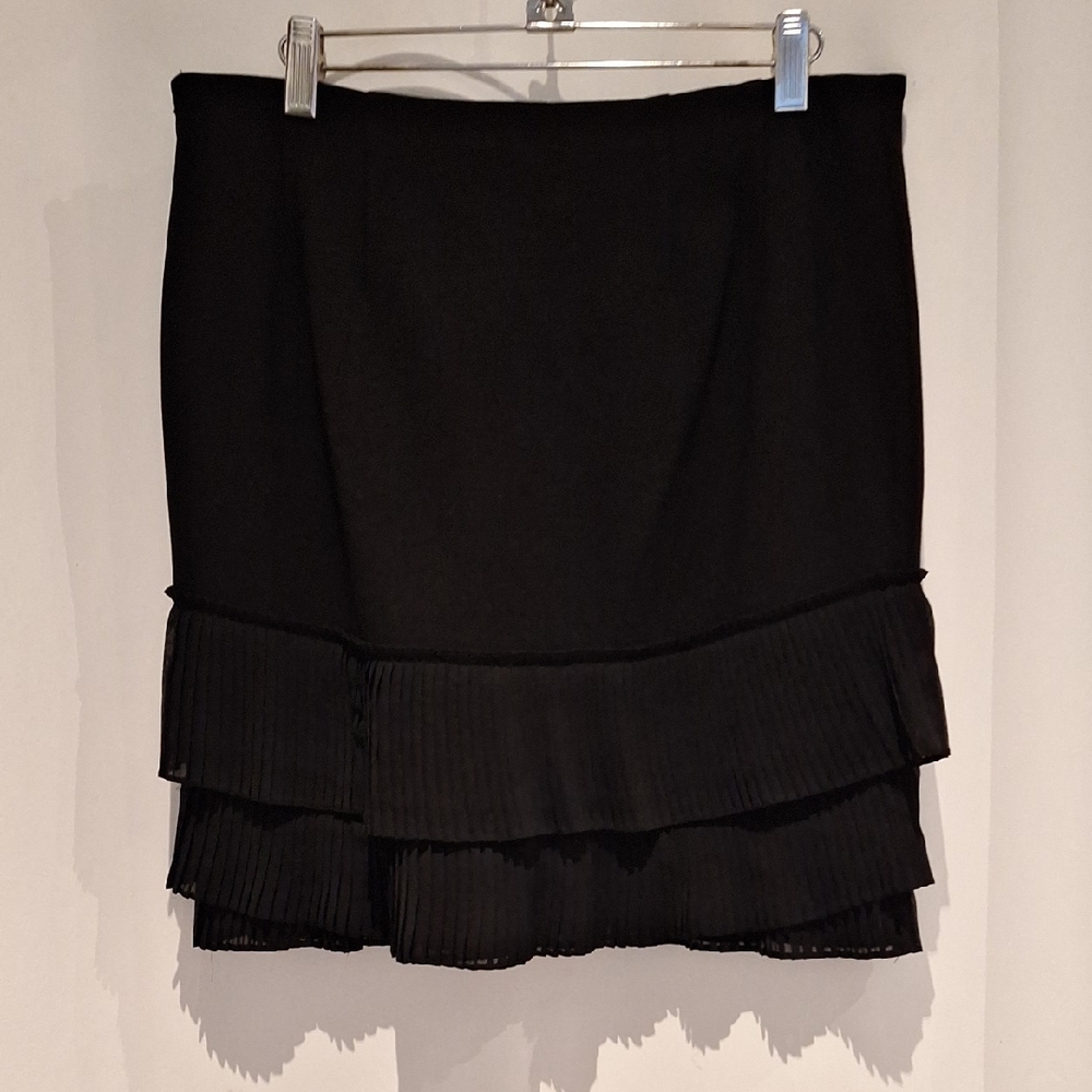 Ann Taylor Black Accordion Ruffle Pleated Mini Skirt Size 6